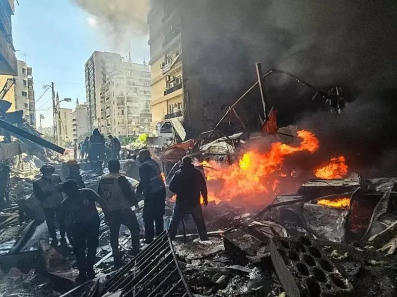 Israele fa strage in Libano, in Iran la tregua scricchiola