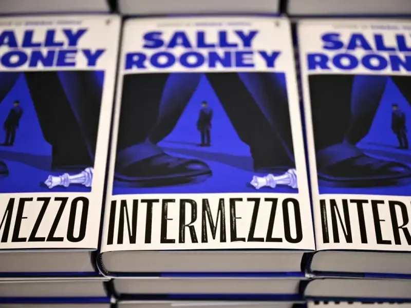 Sally Rooney pubblicherà Intermezzo in Israele con un editore filopalestinese che si oppone all’occupazione e all’apartheid