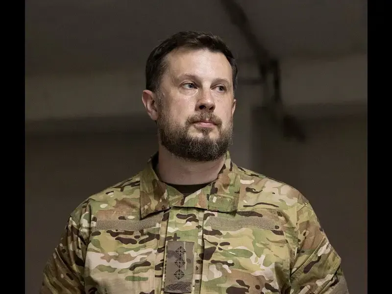 Zelensky nomina “Eroe dell’Ucraina” il fondatore del Battaglione Azov
