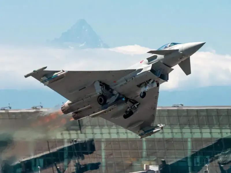 Da Stellantis a Leonardo, le sirene del riarmo per una Torino in piena crisi industriale
