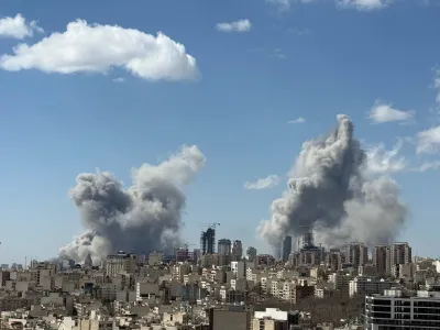 Il popolo iraniano lotta per il suo futuro oltre la guerra e il regime