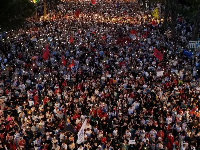 L’Albania rischia di allontanarsi dall’Unione europea