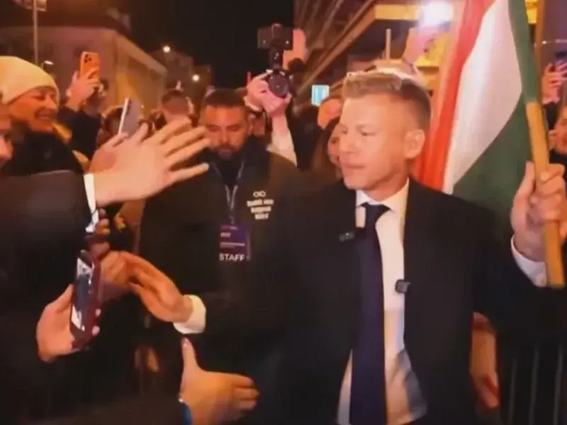 La sconfitta di Orban e la fine del modello illiberale che ha ispirato Trump