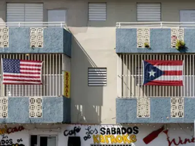 DeBÍ TiRAR MáS FOToS: la denuncia del portoricano Bad Bunny a ritmo di reggaeton