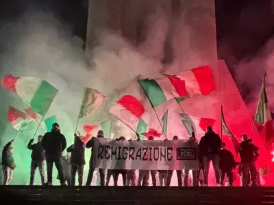 Dagli USA all’Italia: l’internazionale della remigrazione e il piano per l’etnostato bianco