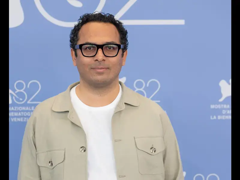 Con Asgari “Un po’ di luce” anche a Teheran: il regista iraniano ci racconta la sua sfida