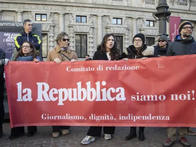 Elkann svende Repubblica e Stampa dopo aver liquidato le fabbriche e moltiplicato il patrimonio