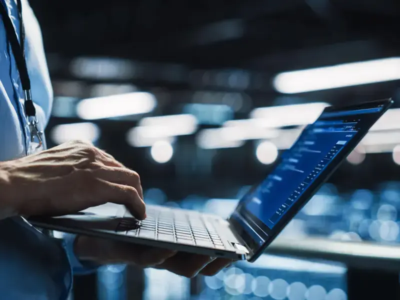 Le aziende corrono sull’intelligenza artificiale, ma non la sanno governare