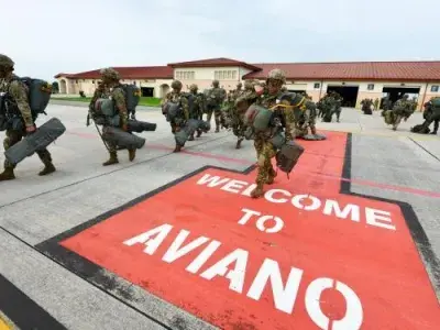 Dalla base di Aviano il rifornimento per i raid sull’Iran