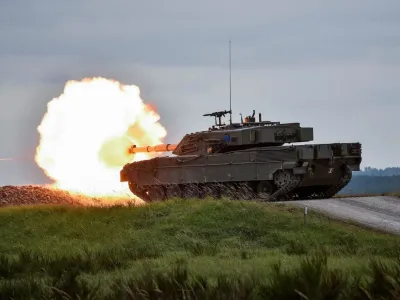 Pioggia di soldi per la corsa agli armamenti (2)