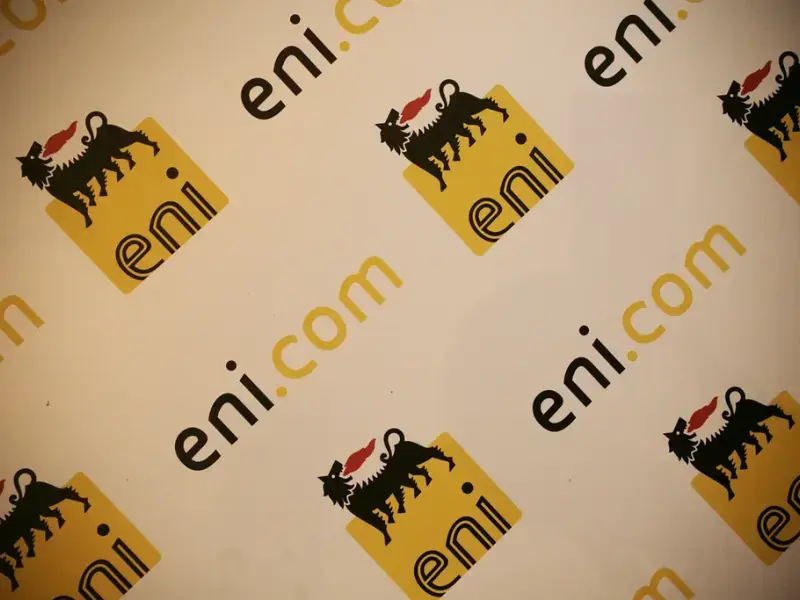 “Fuori Eni da Festivaletteratura”: gli autori contestano lo sponsor