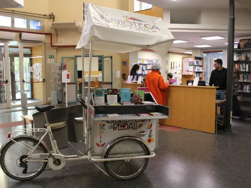 A Baggio la biblioteca pubblica è il terreno franco per costruire una comunità plurale