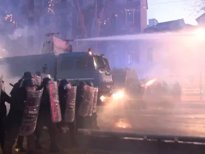 Stupidità e autoritarismo