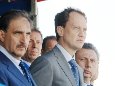 Il calcio tra capitalismo selvaggio e dentisti che non conoscono la cura