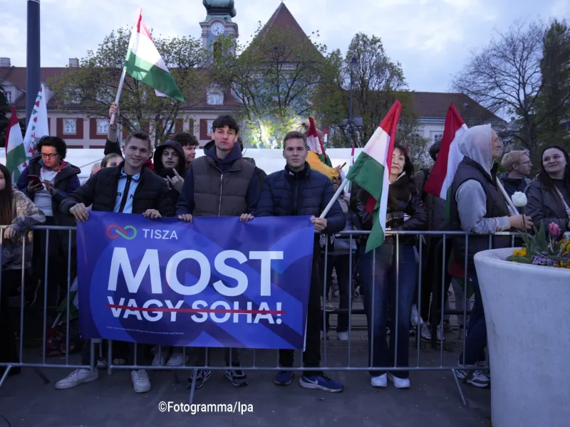 A Budapest è l’ora della speranza: il regime di Orbán affoga nelle urne