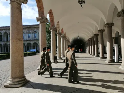 La militarizzazione degli atenei