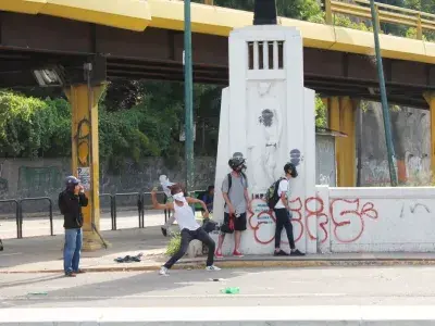 Caracas 2017: una mappa urbana e politica