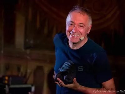 L'impossibile intervista di Natale: dialogo con Renato Giordano