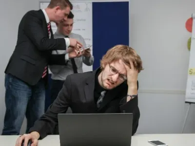 Se l’Intelligenza Artificiale automatizza il nulla