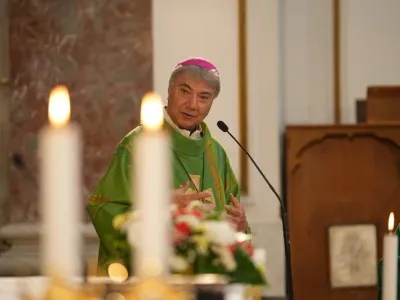 “Ai mercanti della morte”, la potente lettera di Don Mimmo Battaglia