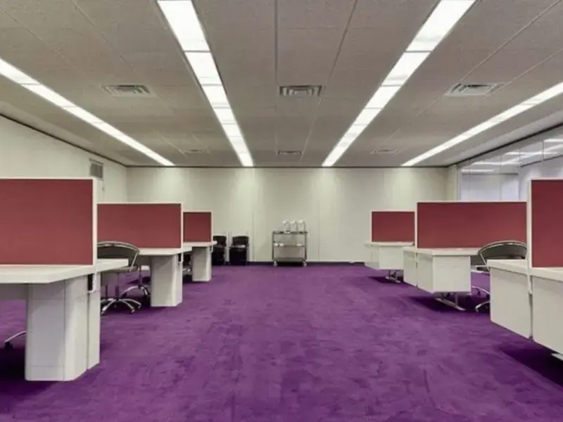 L’AI sta facendo perdere il lavoro a così tante persone che si inizia a parlare di mega layoff, cioè di mega licenziamenti