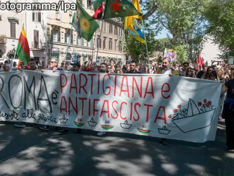 Basta odio. Si può invece sconfiggere le idee contrarie con la discussione, non con l’ignoranza