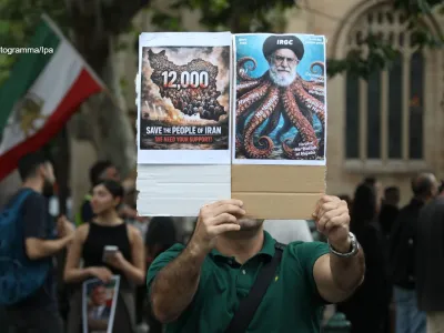 Iran: la sinistra si riappropri di una visione del mondo e combatta contro dittature e giustizieri globali