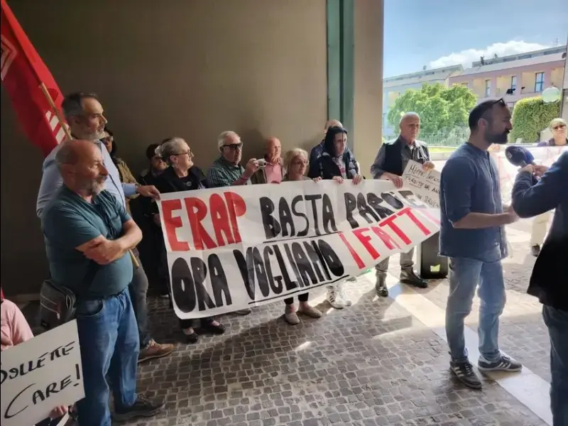 Senigallia, mobilitazione per il diritto alla casa