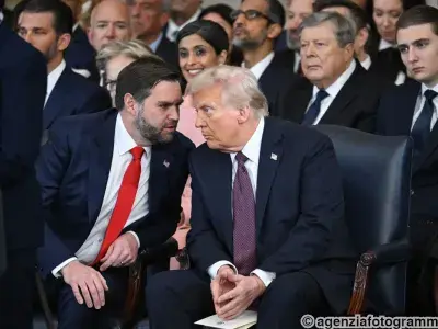 Vance: “Meloni e Orban nostri alleati contro l’Europa”. Trump: “Via i soldati dai paesi che non mi obbediscono”