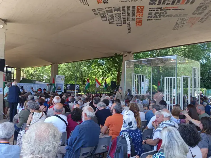 “Si può trattare solo da uomini liberi”: libertà per Marwan Barghouti e per tutti i prigionieri e le prigioniere palestinesi