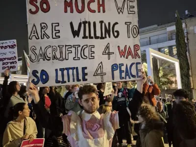 Come (non) ci è permesso protestare contro la guerra nell’unica democrazia del Medio Oriente